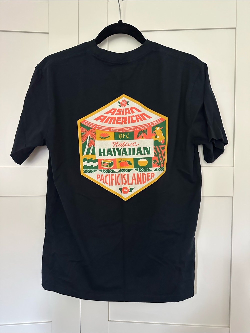 Women’s Navy Short-Sleeve Tee with BFC logo - Picture 4 of 4
